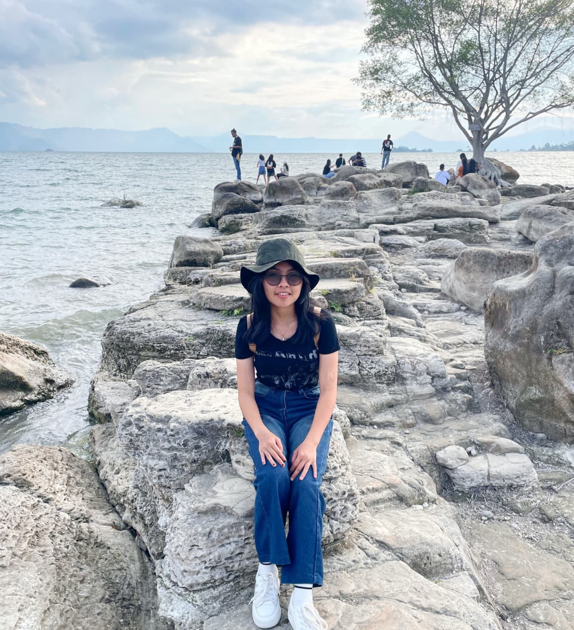 Theresya Karamoy Situmorang